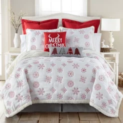 Red Snowflake Holiday Quilt Set - Levtex Home 12 Red Snowflake Holiday Quilt Set - Levtex Home -Levtex Home GUEST fdce3302 3f10 4b58 b300 dc30e6b52c07